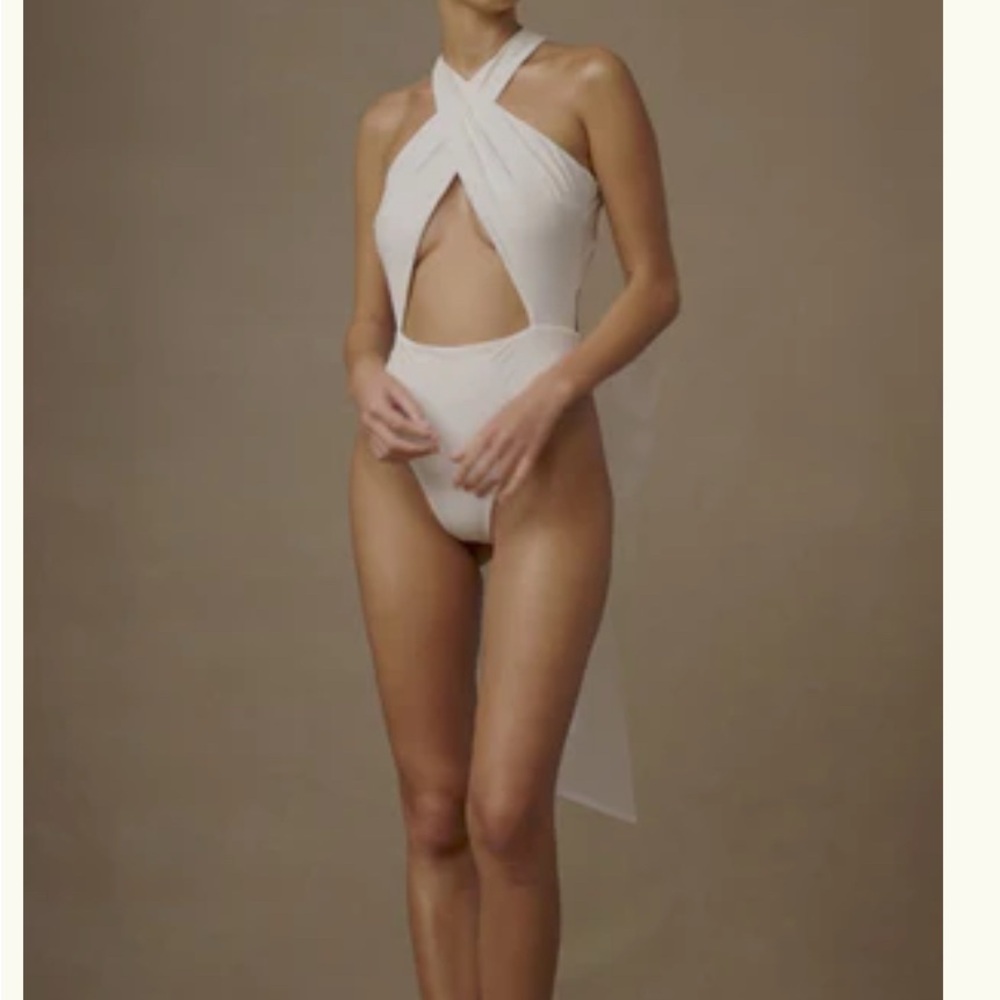 Meshki Elegant White Criss-Cross One Piece